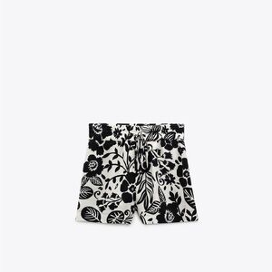 Zara Black and White Floral Women Shorts